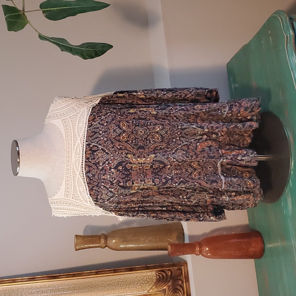 Maurices Cold Should Paisley Top Size 1